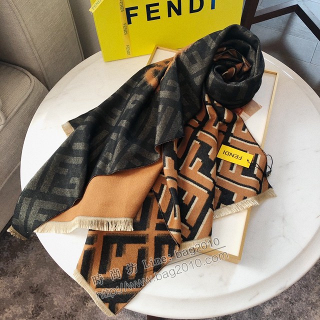 Fendi2021新款女士圍巾 芬迪愛心款仿羊絨提花圍巾  mmj1025